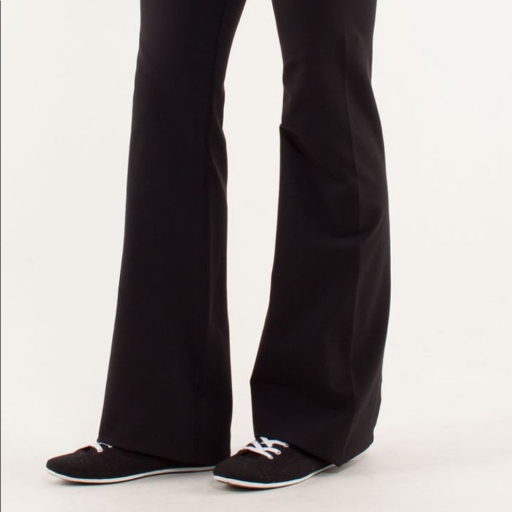 Lululemon groove pant size 8 NEW